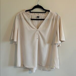 Plus - Cream Women's Short Sleeve Top - 0X 12